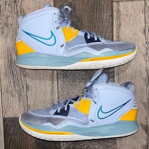 Kyrie Infinity Basketball shoes Size 10 NO Box , - Light Blue and Yellow